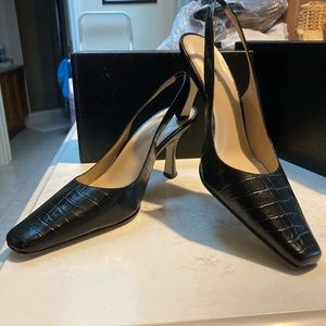 Tres You. Leather sling back with faux snake print. Size 8